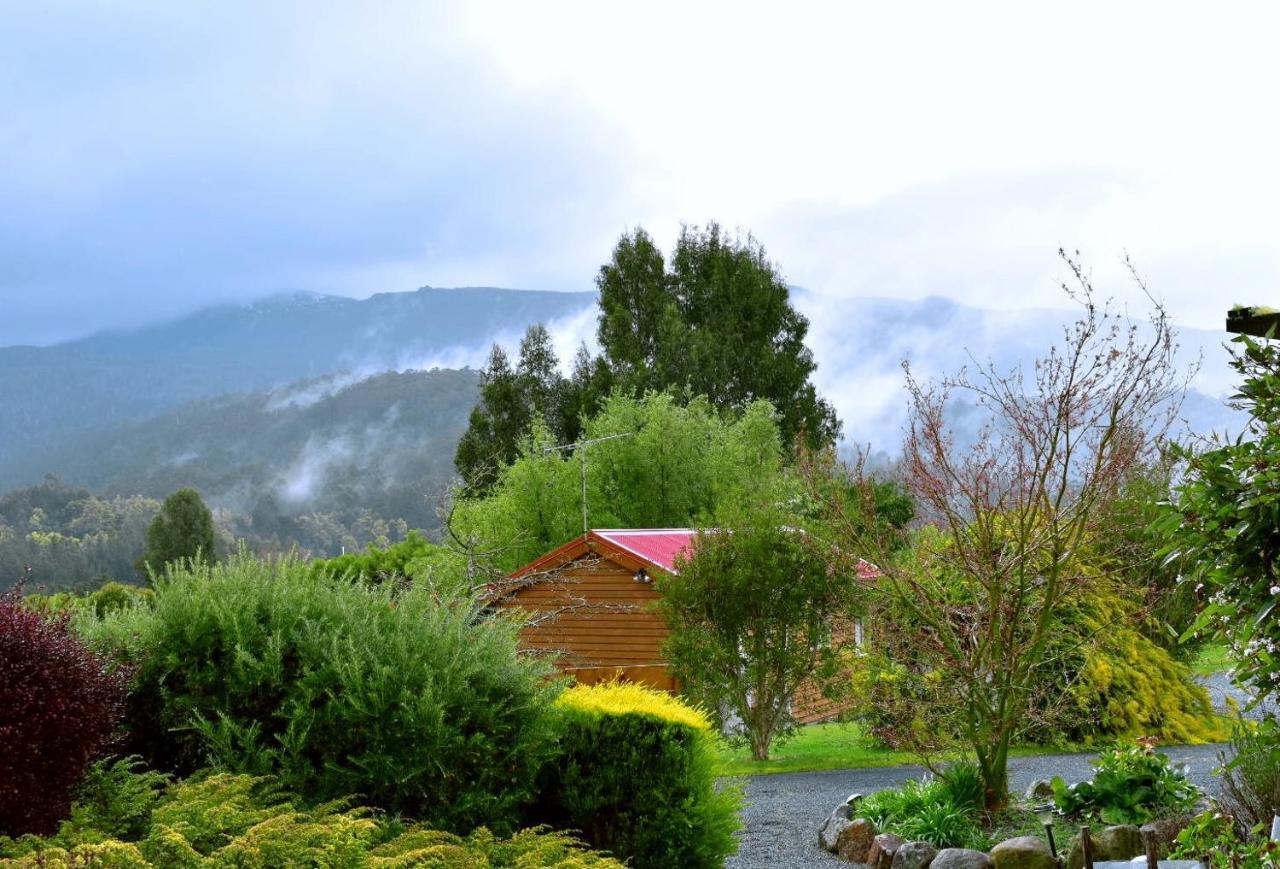 Maydena Mountain Cabins ภายนอก รูปภาพ